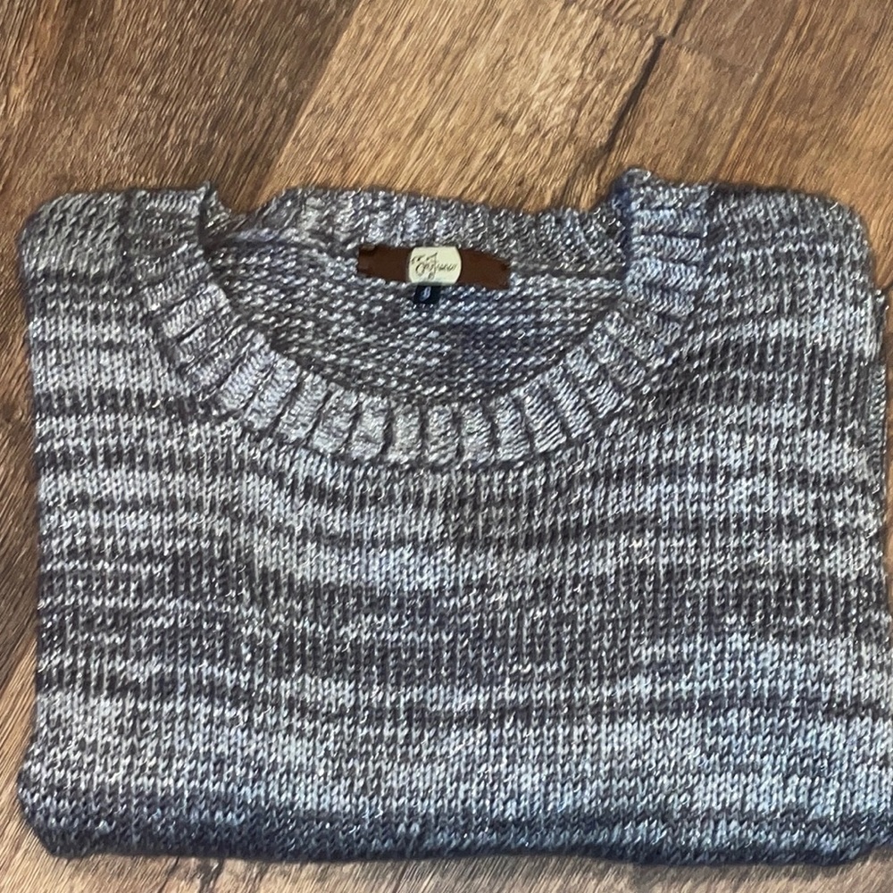 Eva Franco gray metallic Sweater NWOT Size 8